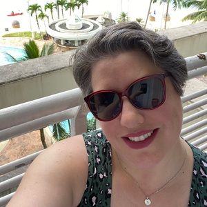 Meet your Posher, Allyson